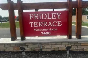 7431 Oakley St NE, Fridley, MN 55432 - Photo 8