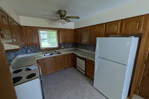 2265 4th Ave SE, Owatonna, MN 55060 - Photo 2