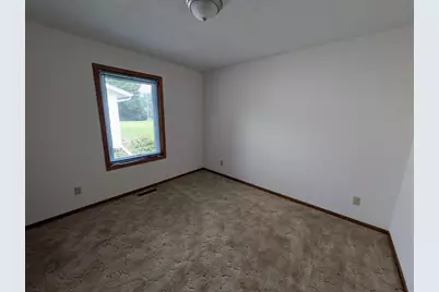 2265 4th Avenue SE, Owatonna, MN 55060 - Photo 8