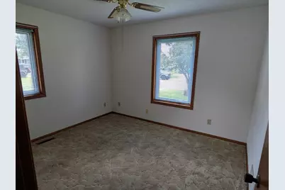 2265 4th Avenue SE, Owatonna, MN 55060 - Photo 10