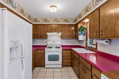 250 Stardust Boulevard, Circle Pines, MN 55014 - Photo 8