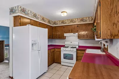 250 Stardust Boulevard, Circle Pines, MN 55014 - Photo 6
