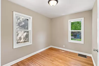 5825 45th Avenue S, Minneapolis, MN 55417 - Photo 10