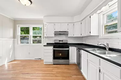 5825 45th Avenue S, Minneapolis, MN 55417 - Photo 6