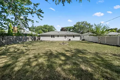 6809 Dudley Avenue N, Crystal, MN 55428 - Photo 26