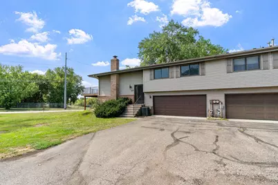 4112 Sylvia Lane S, Shoreview, MN 55126 - Photo 2
