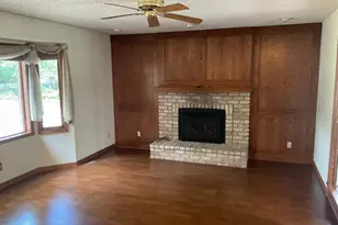 2139 14th Ave E, North Saint Paul, MN 55109 - Photo 12
