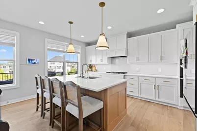 10166 Shadyview Lane N, Maple Grove, MN 55311 - Photo 4