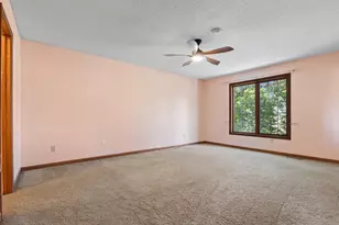 8818 Belvedere Dr, Eden Prairie, MN 55347 - Photo 22