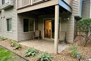 183 Galtier Pl, Shoreview, MN 55126 - Photo 4