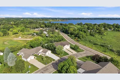 1815 Bridgeview Boulevard, Detroit Lakes, MN 56501 - Photo 32