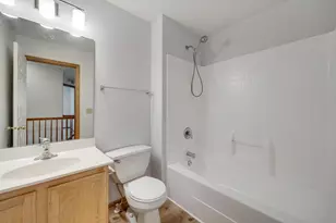 966 Princeton Ave, Shakopee, MN 55379 - Photo 32