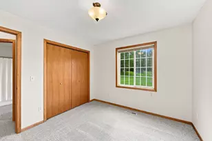 8521 Telford Ln, Brooklyn Park, MN 55443 - Photo 20