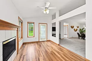 8521 Telford Ln, Brooklyn Park, MN 55443 - Photo 14
