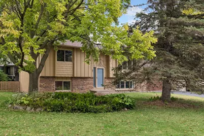11315 40th Avenue N, Plymouth, MN 55441 - Photo 2