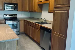 8341 Lyndale Ave S, Bloomington, MN 55420 - Photo 4