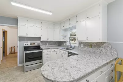 1025 7th Street S, Saint James, MN 56081 - Photo 26
