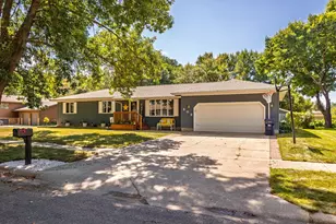 906 10th St S, Benson, MN 56215 - Photo 1