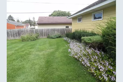 1802 3rd Avenue NW, Austin, MN 55912 - Photo 4