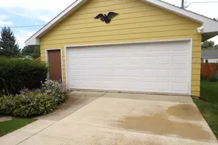 1802 3rd Ave NW, Austin, MN 55912 - Photo 2