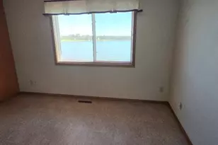 211 W Lake St, Parkers Prairie, MN 56361 - Photo 16