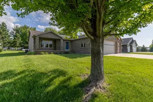 12991 Meadow Creek Dr, New Ulm, MN 56073 - Photo 46