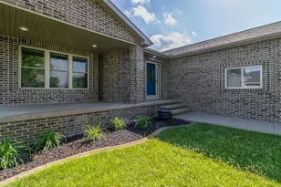 12991 Meadow Creek Dr, New Ulm, MN 56073 - Photo 2
