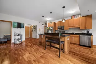 317 Groveland Ave, Minneapolis, MN 55403 - Photo 14