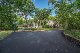 312 Griffit St, Edina, MN 55343 - Photo 30