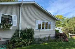 819 S Martin St, Fergus Falls, MN 56537 - Photo 4