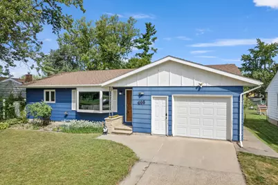 496 E Sarnia Street, Winona, MN 55987 - Photo 1