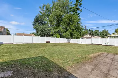496 E Sarnia Street, Winona, MN 55987 - Photo 28