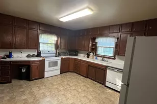 628 12th St, Dawson, MN 56232 - Photo 4