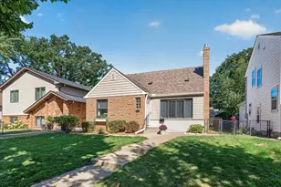 1371 Eleanor Ave, Saint Paul, MN 55116 - Photo 1