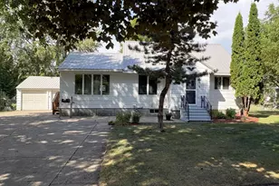 403 N 7th St, Marshall, MN 56258 - Photo 1