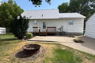 403 N 7th St, Marshall, MN 56258 - Photo 2