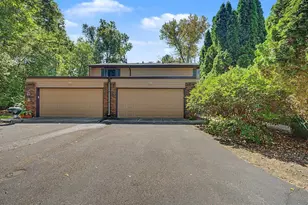 4749 Spring Cir, Minnetonka, MN 55345 - Photo 2
