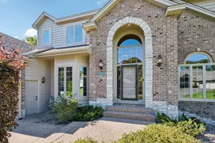 11086 Holland Cir, Eden Prairie, MN 55347 - Photo 10