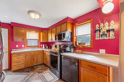 227 3rd Avenue SW, Faribault, MN 55021 - Photo 2