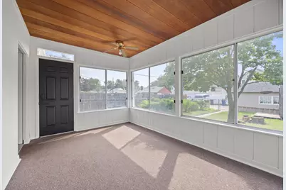 1696 Nevada Avenue E, Saint Paul, MN 55106 - Photo 12