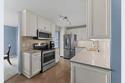 3030 Saint Albans Mill Road #215, Minnetonka, MN 55305 - Photo 18