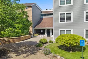 3030 St Albans Mill Rd, Minnetonka, MN 55305 - Photo 2