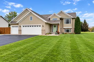 101 Glenn Road NW, Alexandria, MN 56308 - Photo 1