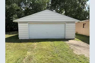 323 S Donnelly Avenue, Litchfield, MN 55355 - Photo 18