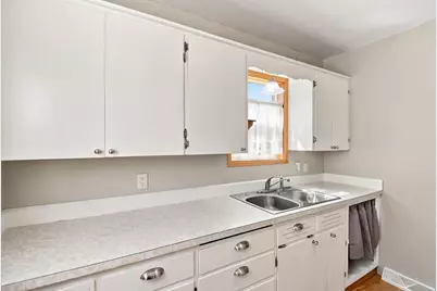 1310 8th Street NW, Austin, MN 55912 - Photo 12