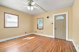1310 8th St NW, Austin, MN 55912 - Photo 8