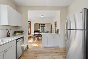 1032 Desoto St, Saint Paul, MN 55130 - Photo 6