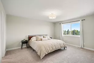 17945 Hidden Creek Trl, Lakeville, MN 55044 - Photo 18