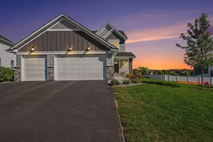 17945 Hidden Creek Trl, Lakeville, MN 55044 - Photo 2