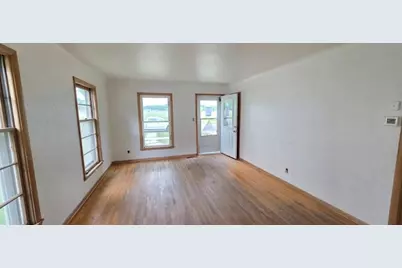1034 Bidwell Street, West Saint Paul, MN 55118 - Photo 8